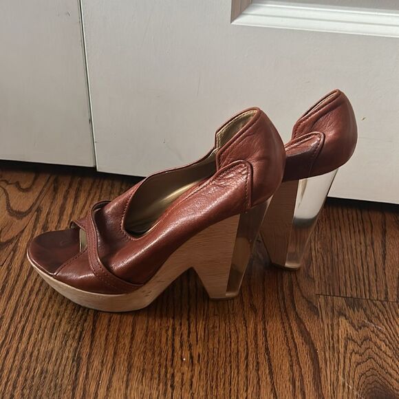 Chloe Leather Peep Toe Wood and Lucite platform heel Size 40 - Picture 3 of 6